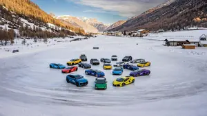 Lamborghini Accademia Neve 2026: supercars op ijs in de Italiaanse Alpen