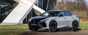 Nieuwe Lexus RZ nu bij Nederlandse dealers: elektrisch rijden vanaf €53.995