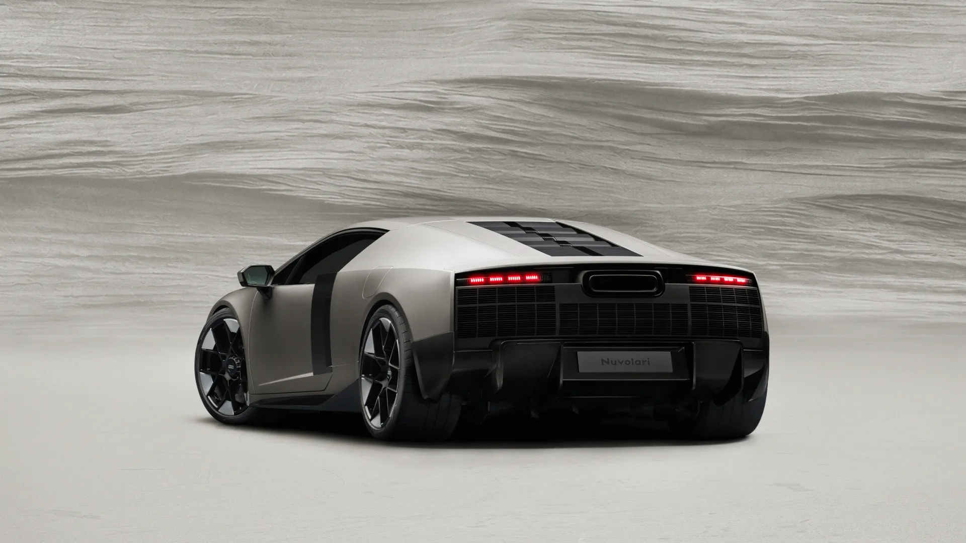 Audi Nuvolari achterzijde met actieve aero