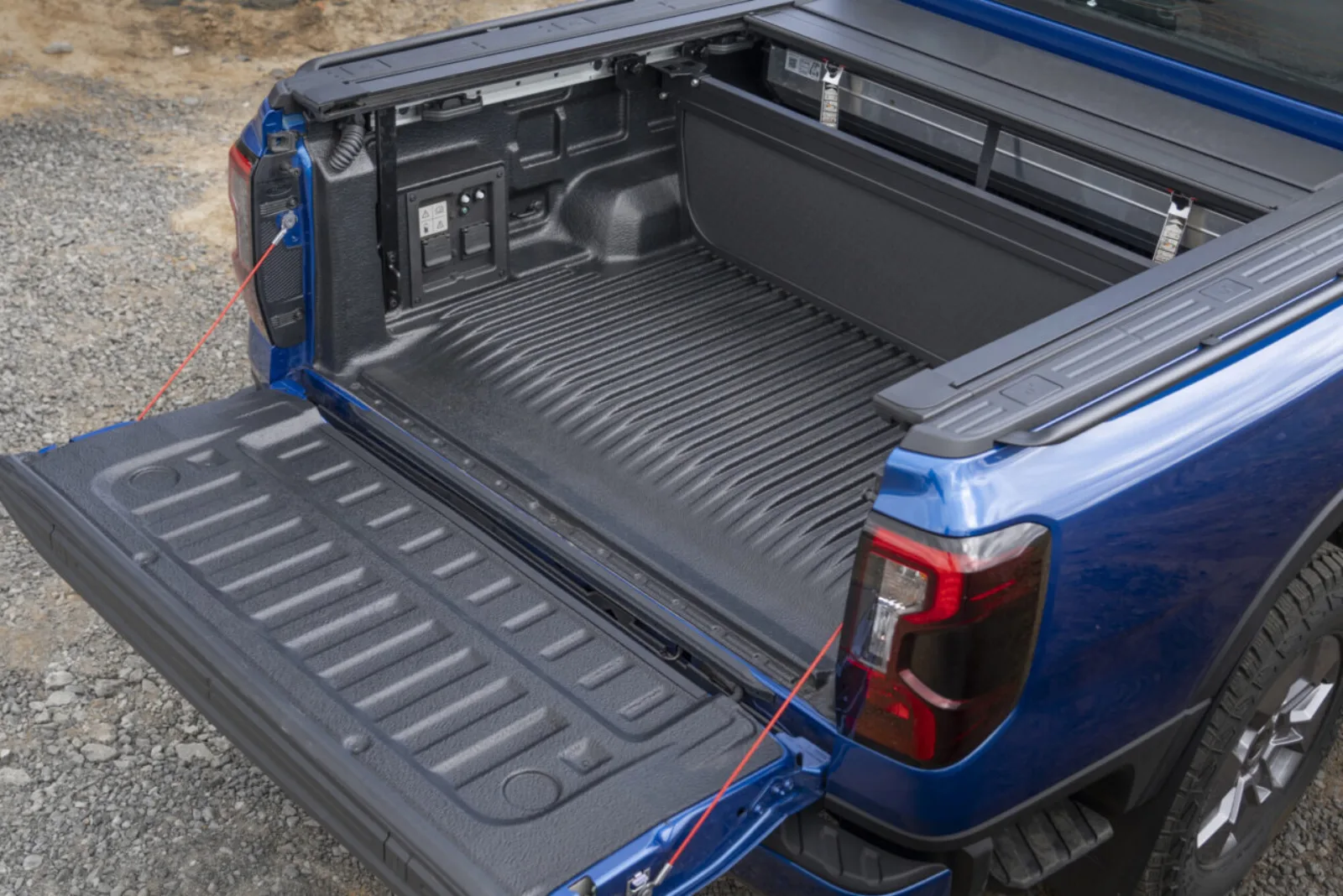 Ford Ranger PHEV open laadbak met 230V-stroomaansluitingen