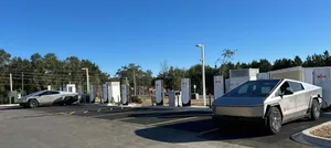 Tesla maakt prijskaartje van Supercharger for Business ineens zichtbaar: bijna 940.000 dollar voor acht laadpunten